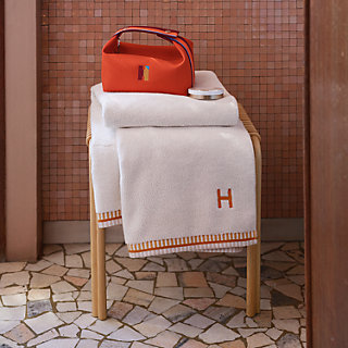 bride-a-brac-h-pavillon-case-